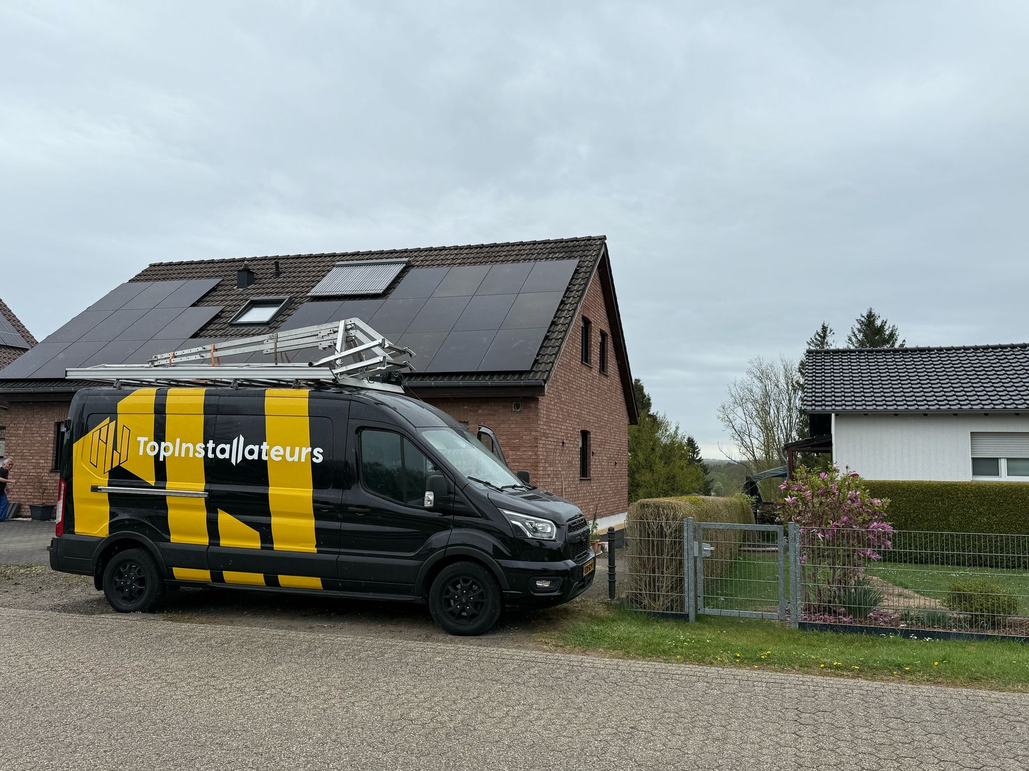 Installatie van zonnepanelen door TopInstallateurs