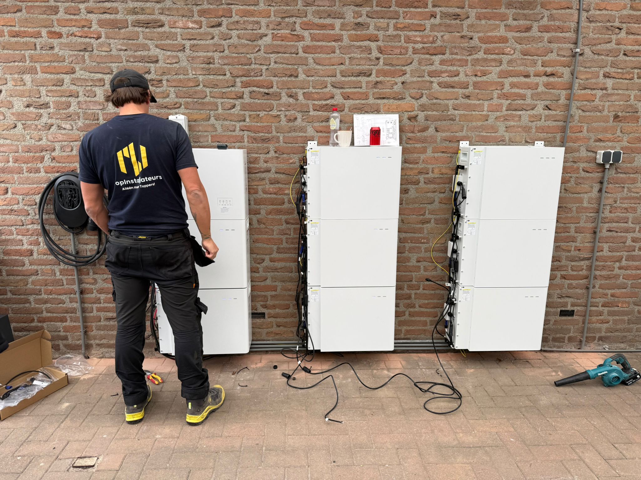 Installatie van thuisbatterijen door TopInstallateurs